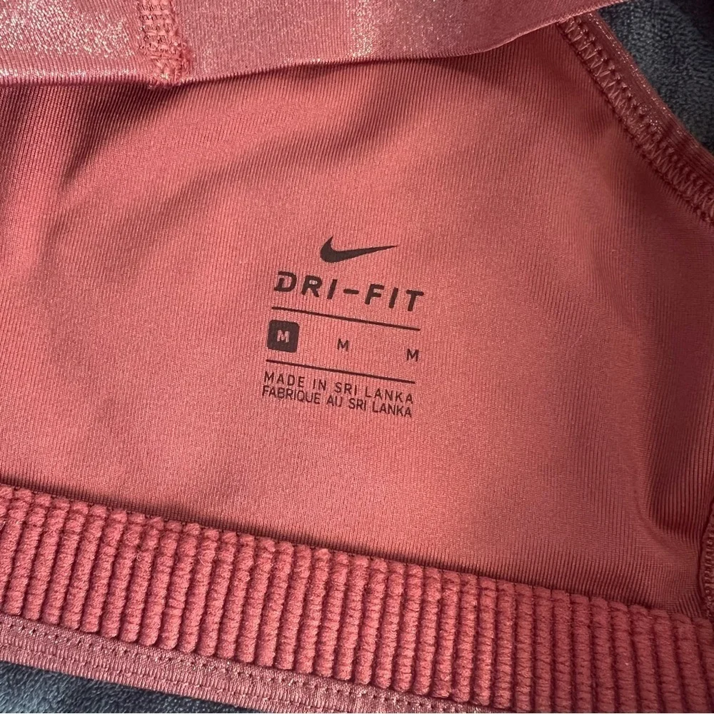 Nike Shine Sports Bra Women’s Medium Swoosh Pink Athletic B14